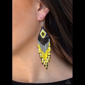 Paparazzi seed bead earrings